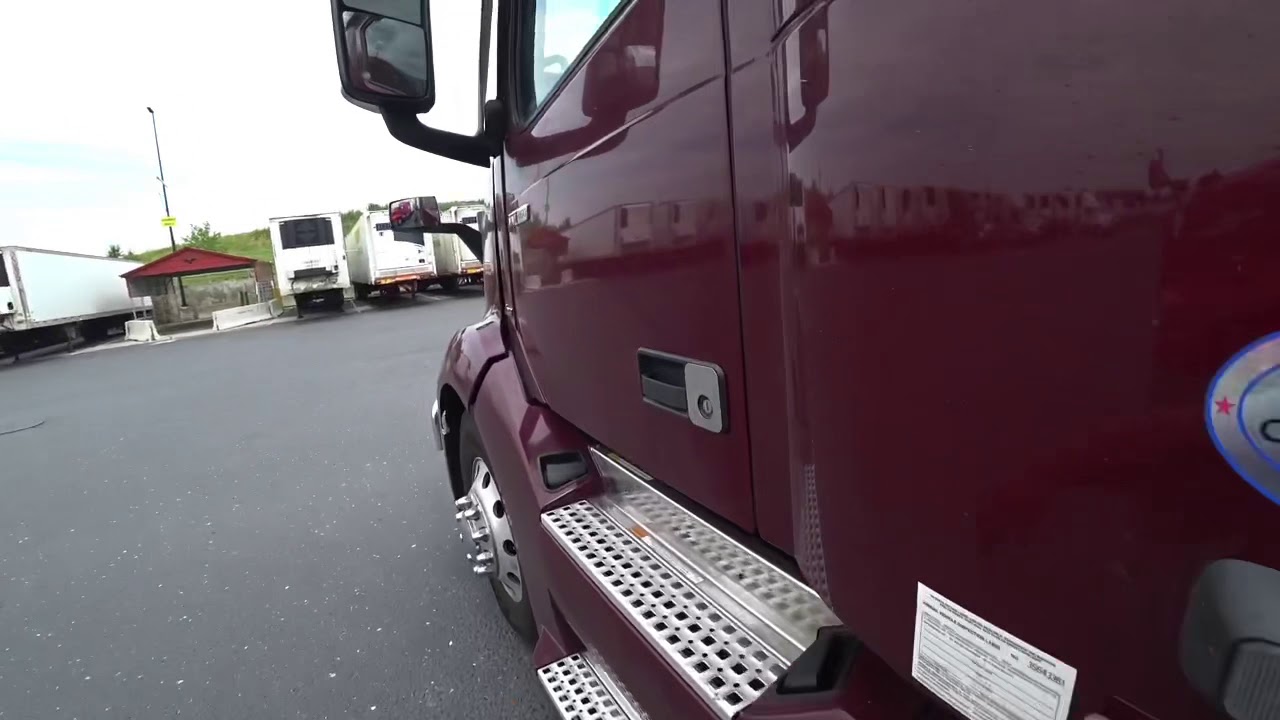 62220 147 Picking Up At White Waves Foods In Mt Crawford VA