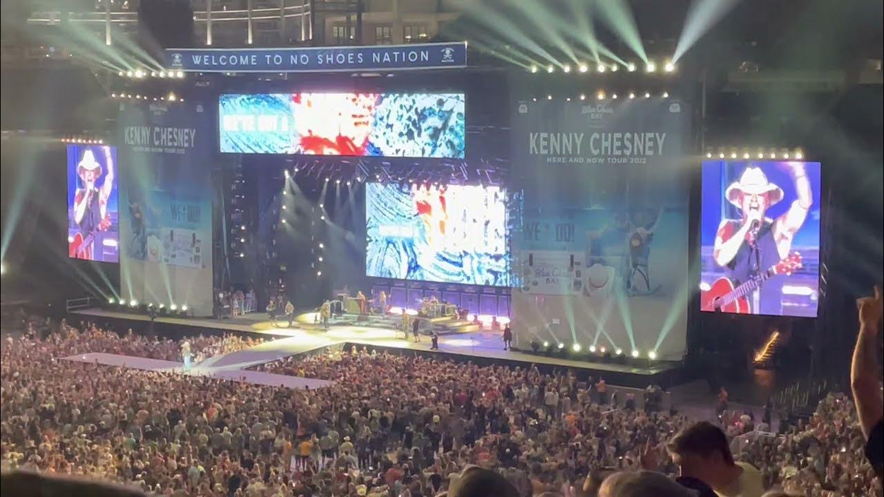 Kenny Chesney Get Along (live) 8/20/22 Ford Field (Detroit, MI