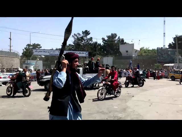 Taliban filmed moving people away from airport as they patrol Kabul after fall of Afghanistan class=