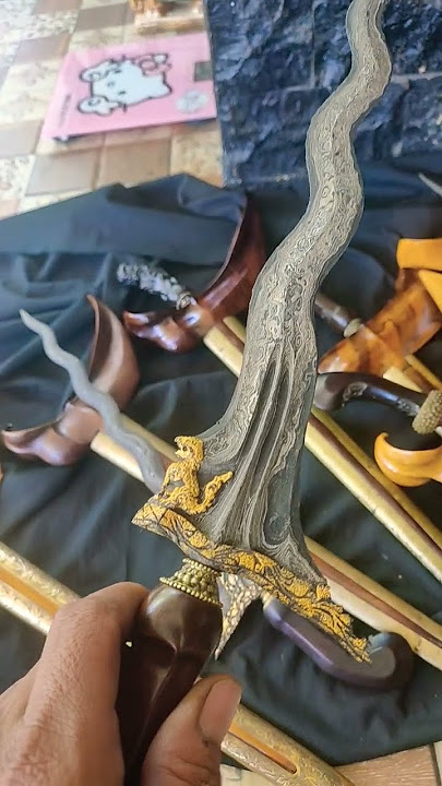 Koleksi ! Keris Singgo barong luk 9 #pusakatosanaji #indonesia #unesco #tosanaji #pusaka #budaya