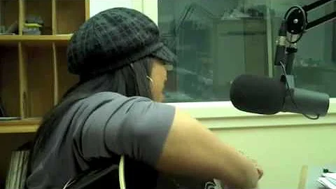 Vickie Raye - Leaning on the grace of God Live WTH...