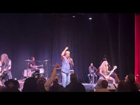 Jesse James Dupree (Jackyl) Have A Drink On Me (AC/DC cover) Charleston, 12-2-23