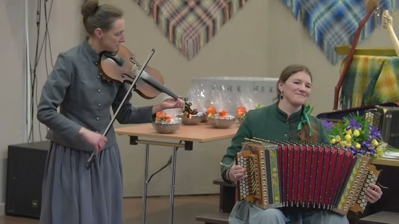 Kapela ''BRIČKA'' - Daugmales folkloras kopas 