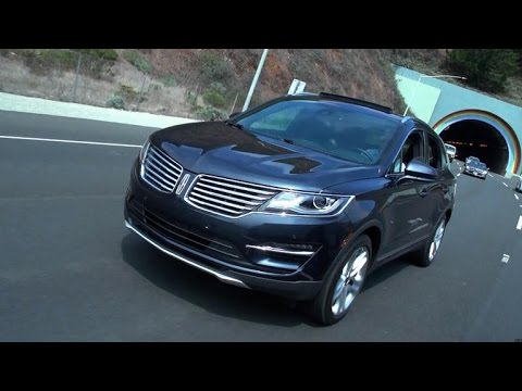 Car Tech - 2015 Lincoln MKC