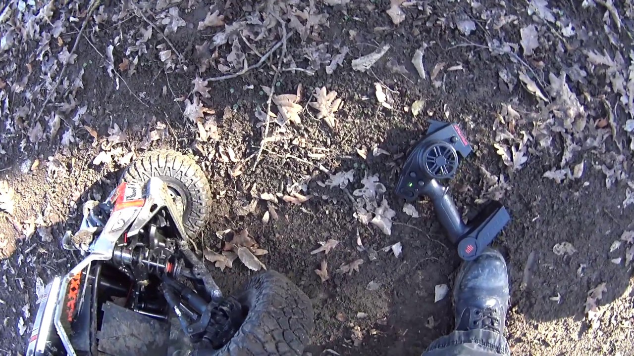 LOSI SUPER ROCK REY pack 3   EN FÔRET et PAF ! l'arbre !