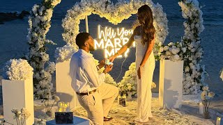 “Congratulations Anthony & Sara! 🎉🎊🍾❤️ 💍 ..”