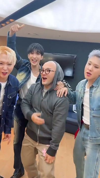 Bumzu in the middle of chaotic trio 😂 #hoshi #dk #seungkwan #bumzu #seventeen #svt #shorts