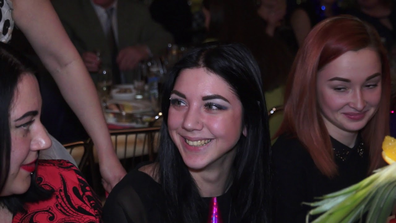 НОВОГОДНИЙ ВЕЧЕР Поющий ведущий АНДРЕЙ КОВАЛЕВ +79168236666 - YouTube