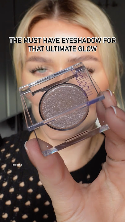 Urban decay moondust space cowboy shimmer eyeshadow #holidayswithyoutube #glittereyeshadow
