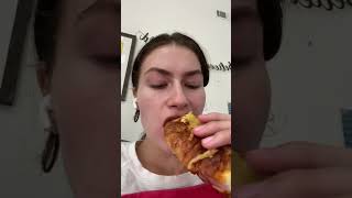 I can’t wait to show my dorm #collegelife #collegefreshman #PartyWithVMAs #vlog #ditl #cats #botox