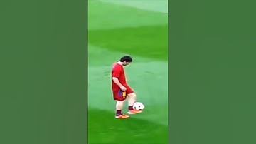 Messi Freestyle juggling skills#shorts #football #fypシ #explore #soccer #foryou #fy #messi #fyp