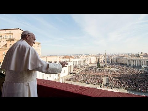 Видео: Папа Франциск освещава Оскар Ромеро