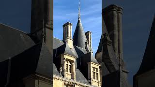 Découverte du Palais Ducal: de Nevers Une Renaissance Spectaculaire sous l'Ère Pierre Bérégovoy