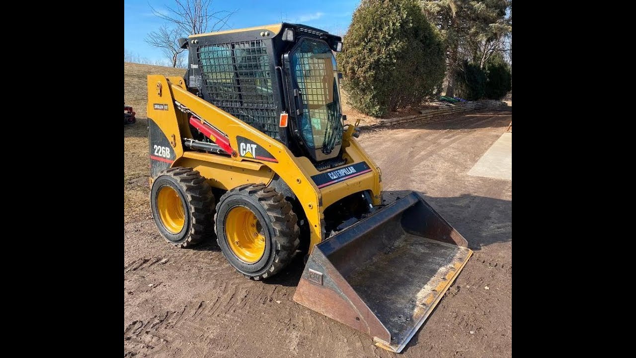Cat 226B Skid Steer With Cat 66" Bucket YouTube
