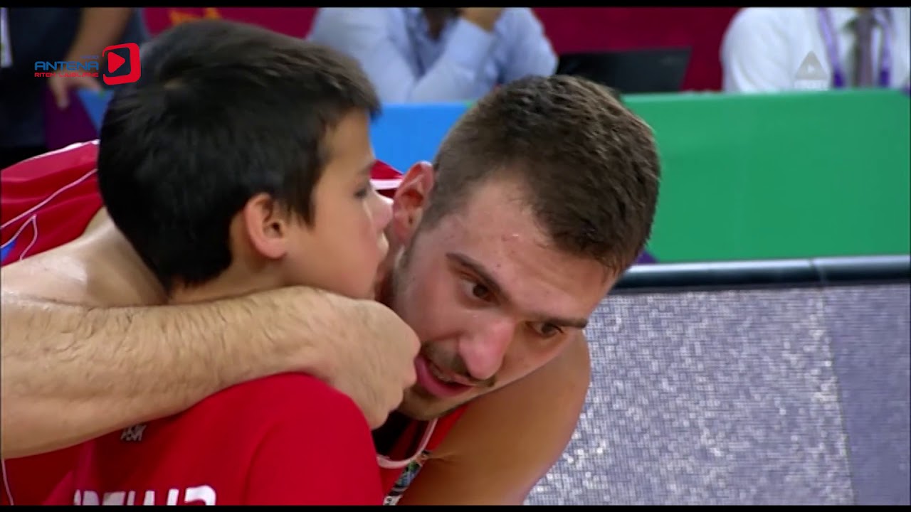 Kaj se je res dogajalo v finalu Eurobasketa? | SINHRO