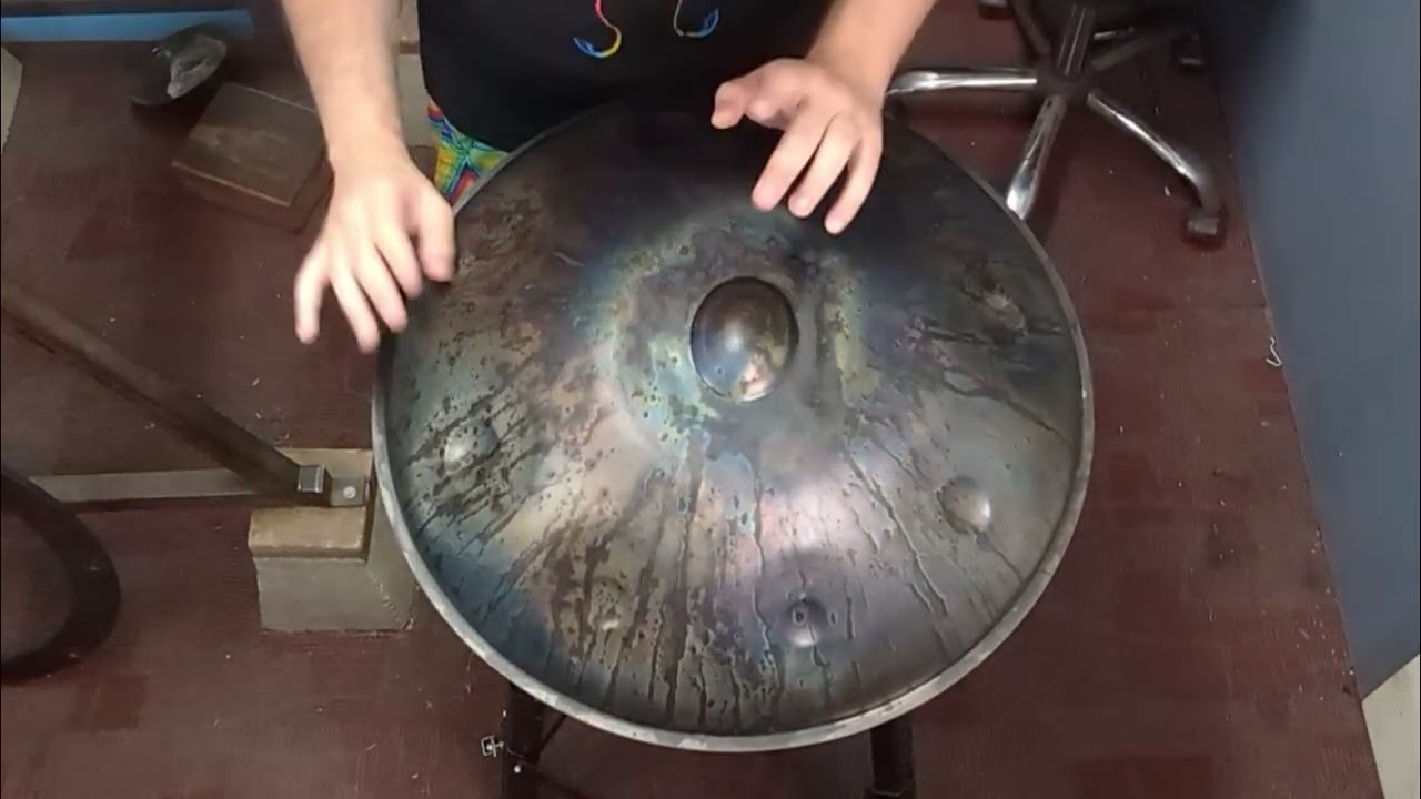 Hamsa Handpans - D Celtic 9 "SUPERNOVA" series