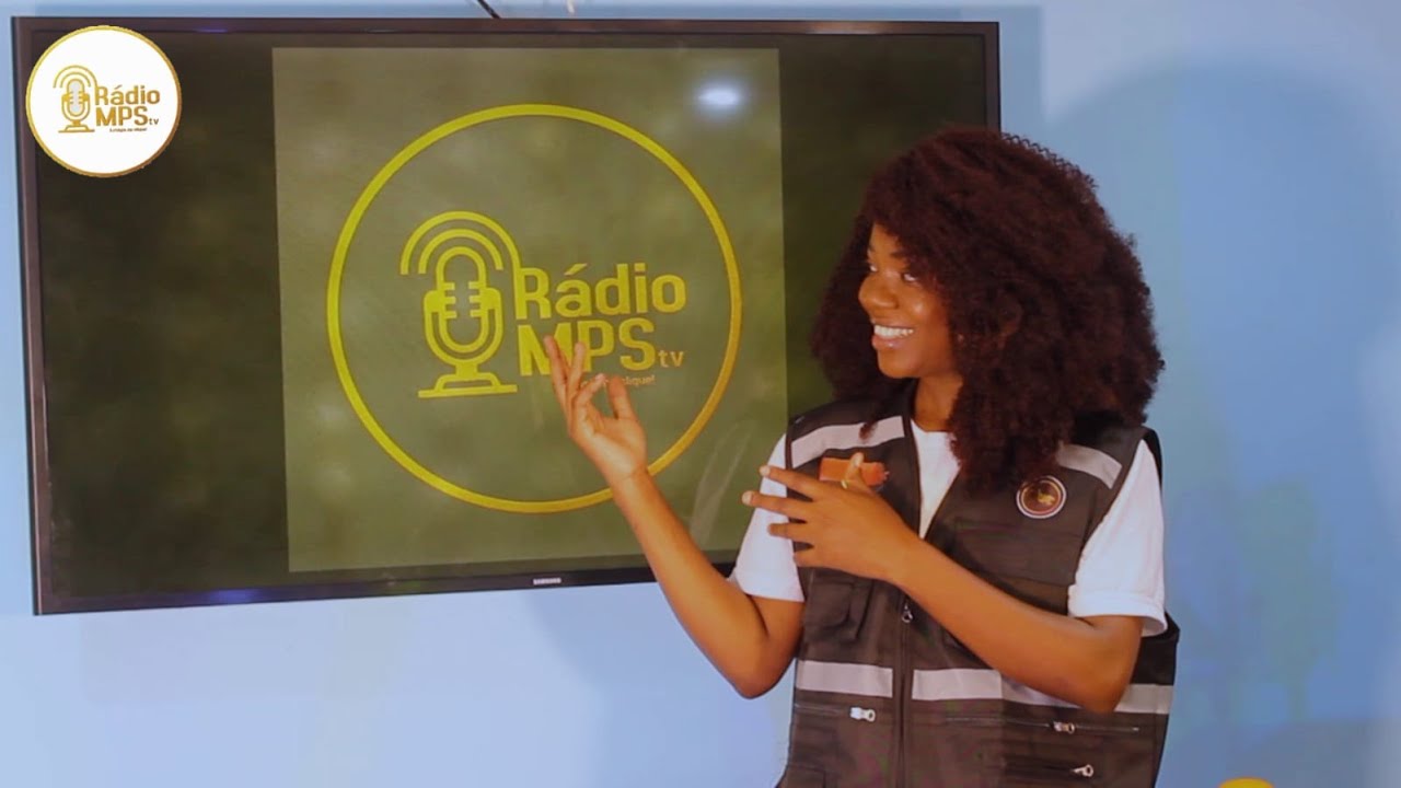 Em studio - YouTube
