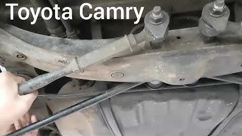 Toyota camry rear suspension system removed