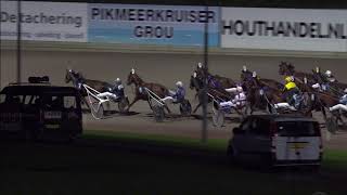 Vidéo de la course PMU PRIX C'EST VENDREDI C'EST WOLVEGA!