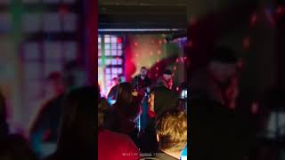 Raw sound, real connection, no filters