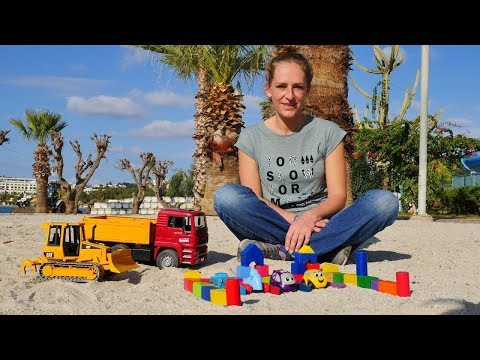 Tolle Spielzeugautos - Wir spielen im Sand - Spielzeugvideo für Kinder