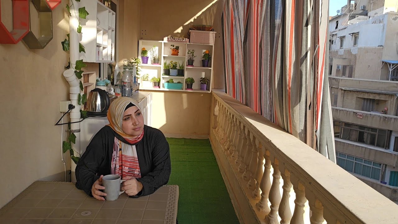 اول يوم اقوم فيه بعد العيد وهما كمان سابونى لوحدى ومشيوا 😢