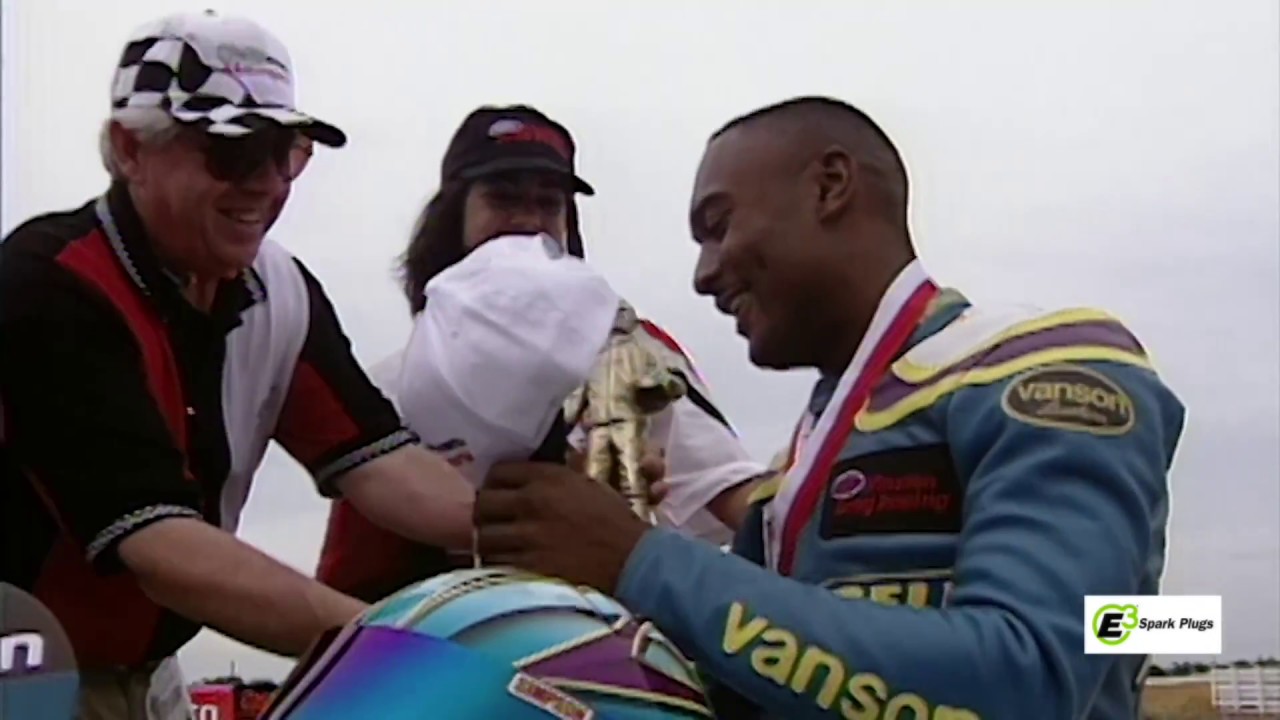 official secrets EncycloSPEEDia: D'andre Redfern Clutch Assistant for Bob Tasca