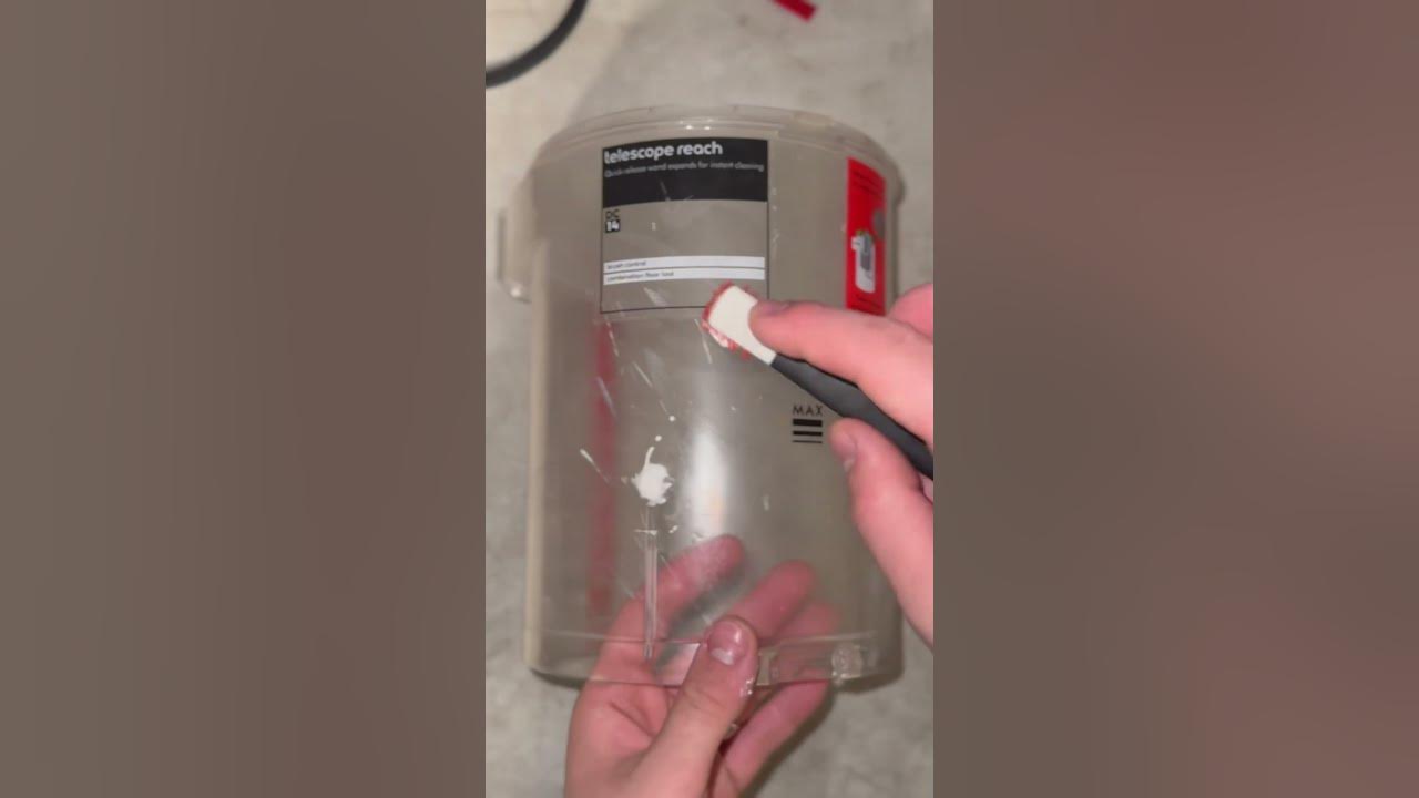 dyson-cleaning-how-to-remove-paint-marks-dysonv11-dyson-diy