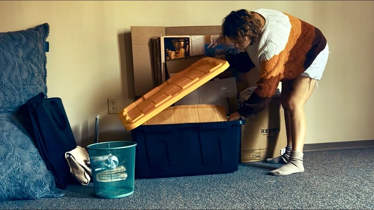 I Decluttered So That I Could Live A Simpler Life