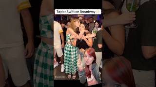 Download Lagu These Tay photos are everything 🤭 #taylorswift #traviskelce #teu #broadway MP3