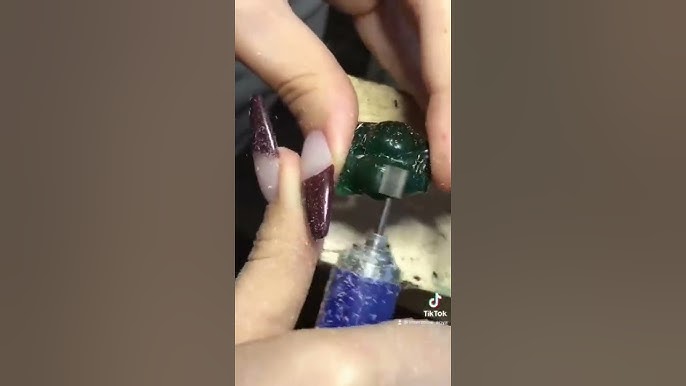 Мужчина. Палец. Жопа.