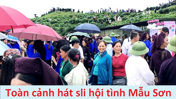 Trai gái hát sli bên hoa cẩm tú cầu ngày hội tình Mẫu Sơn