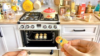 Re-Ment Toy Food Cooking x Realistically Designed Mini Oven Miniature Muffin Cupcake Baking Dessert