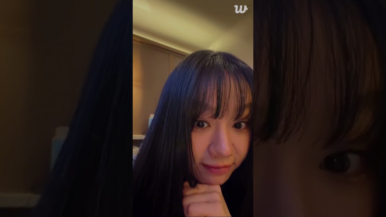Hyeri Weverse Live “PARIS “