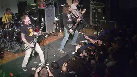 Mastodon - Divinations ( Live ) (With Lyrics)