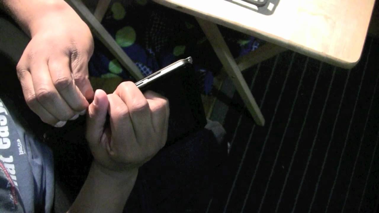 How To Take IPad Out Of The Otter Defender Case H2TechVideos YouTube