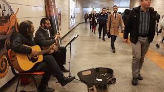 Derman sendedir -- hasret gültekin - istanbul ayrılık çeşmesi metro istasyonu. Resimi