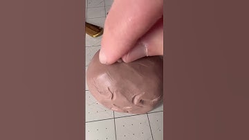Sculpting a blob. 🧶 #artprocess #sculpting #monsterclay