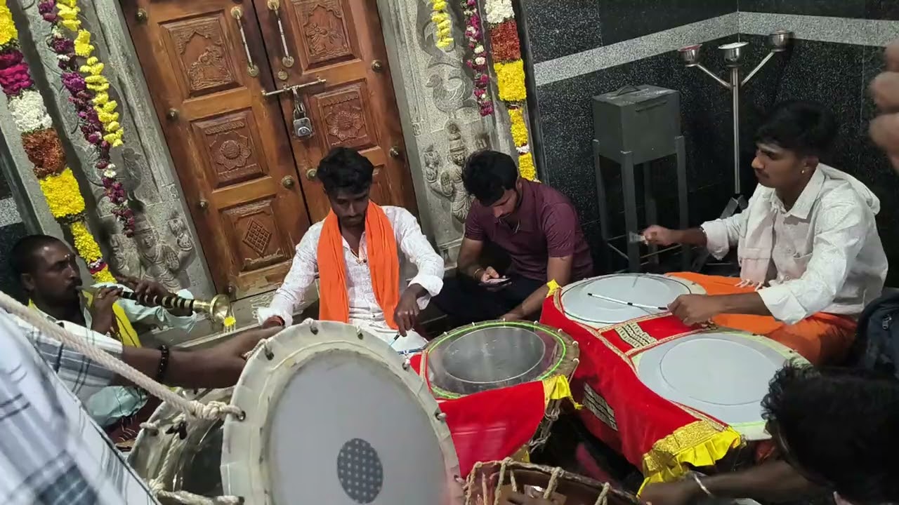 ಶ್ರೀ ವೀರಭದ್ರೇಶ್ವರ ವೀರಗಾಸೆ ಕಲಾ ತಂಡ (6362410643)