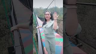 Hidup Tanpa Cinta Bagai Taman Tak Berbunga