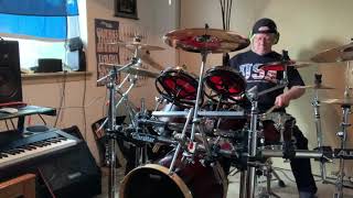 testing out my new EVANS drum heads. EMAD on the bass and hydraulic red on the toms and snare