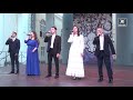 Любимые песни о главном исполнили артисты в день России на большом концерте в микрорайоне Цемгигант