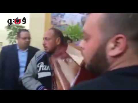 بالفيديو.. «السعدنى» يواسي إدوارد في وفاة والدته