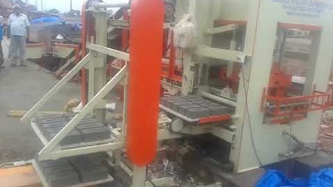 Fully Automatic Fly Ash Brick Making Machine with Automatic Pallet Stacker - ENDEAVOUR-i