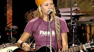 Watch Shelby Lynne 10 Rocks video