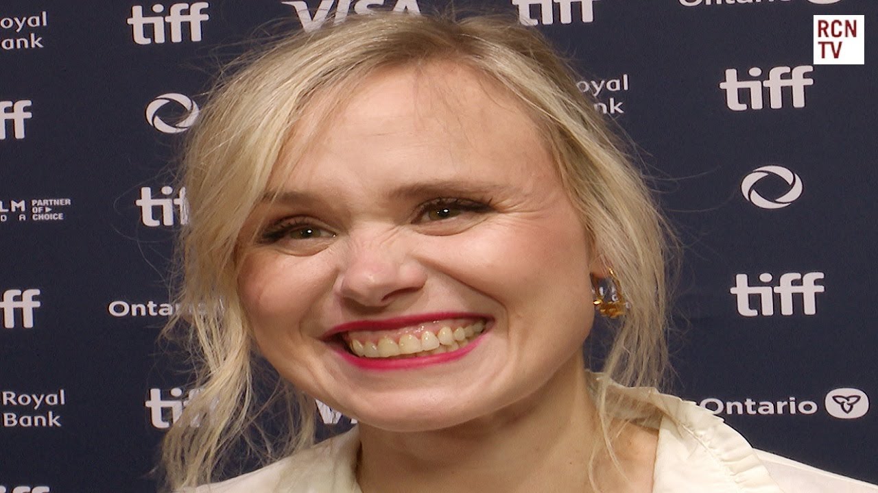 Alison Pill Praises Pretty Douglas Booth