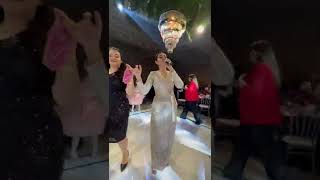 Eli̇f Buse Doğan Düğün Sahnesi̇ Halay