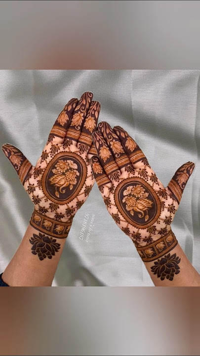bridal hand mehendi designs #bridalmehndidesign #trendingmehendidesign #latestmehndi #hennadesigns