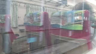562次潮州發車經由海線開往花蓮的E213單電頭+新式自動門莒光號,和147次七堵發車經由山線開往彰化的PP自強號,(七堵站→八堵站路程景)