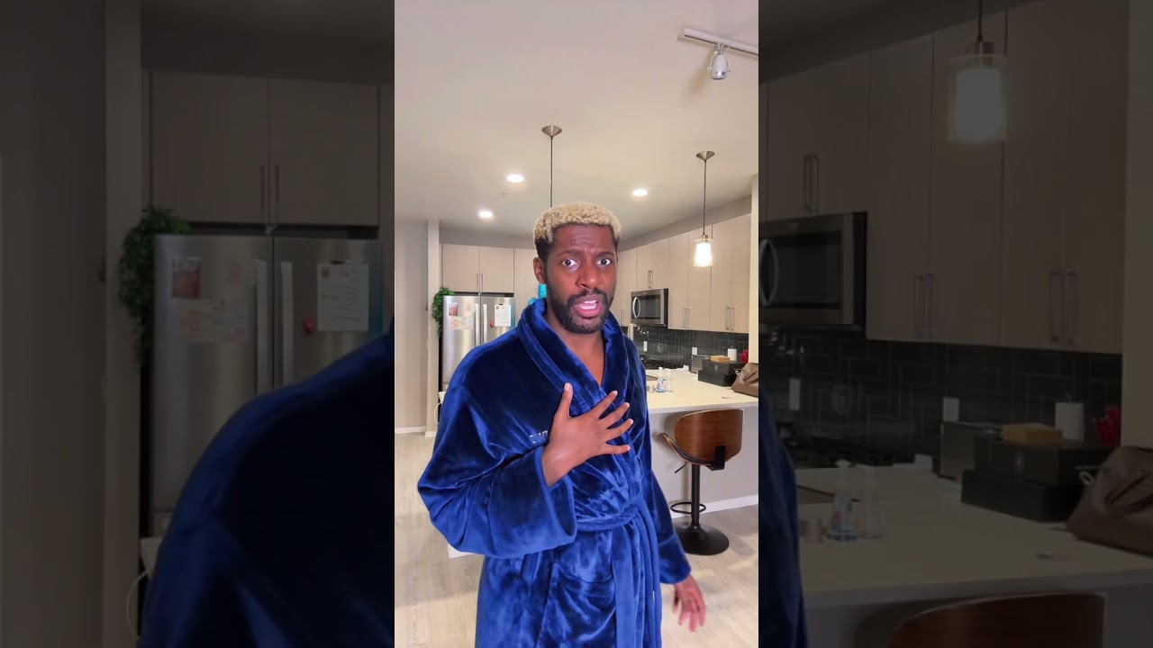 @XAVIAER's Life with a Liberal Roommate 😂